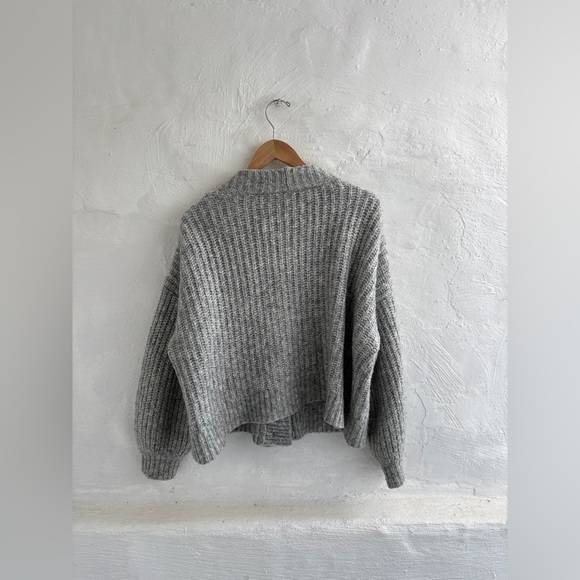 Sold market place pickup - do not buy. (Can’t delete since open offers) - Picture 7 of 13